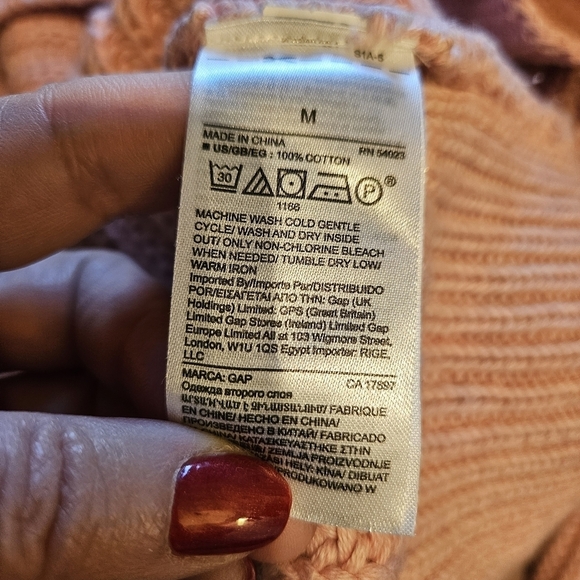 GAP pink turtleneck sweater size M. - Picture 7 of 7